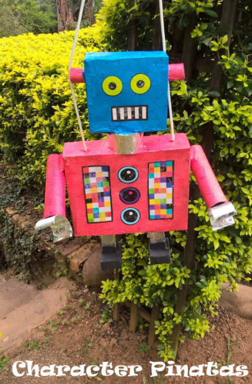 robot pinata